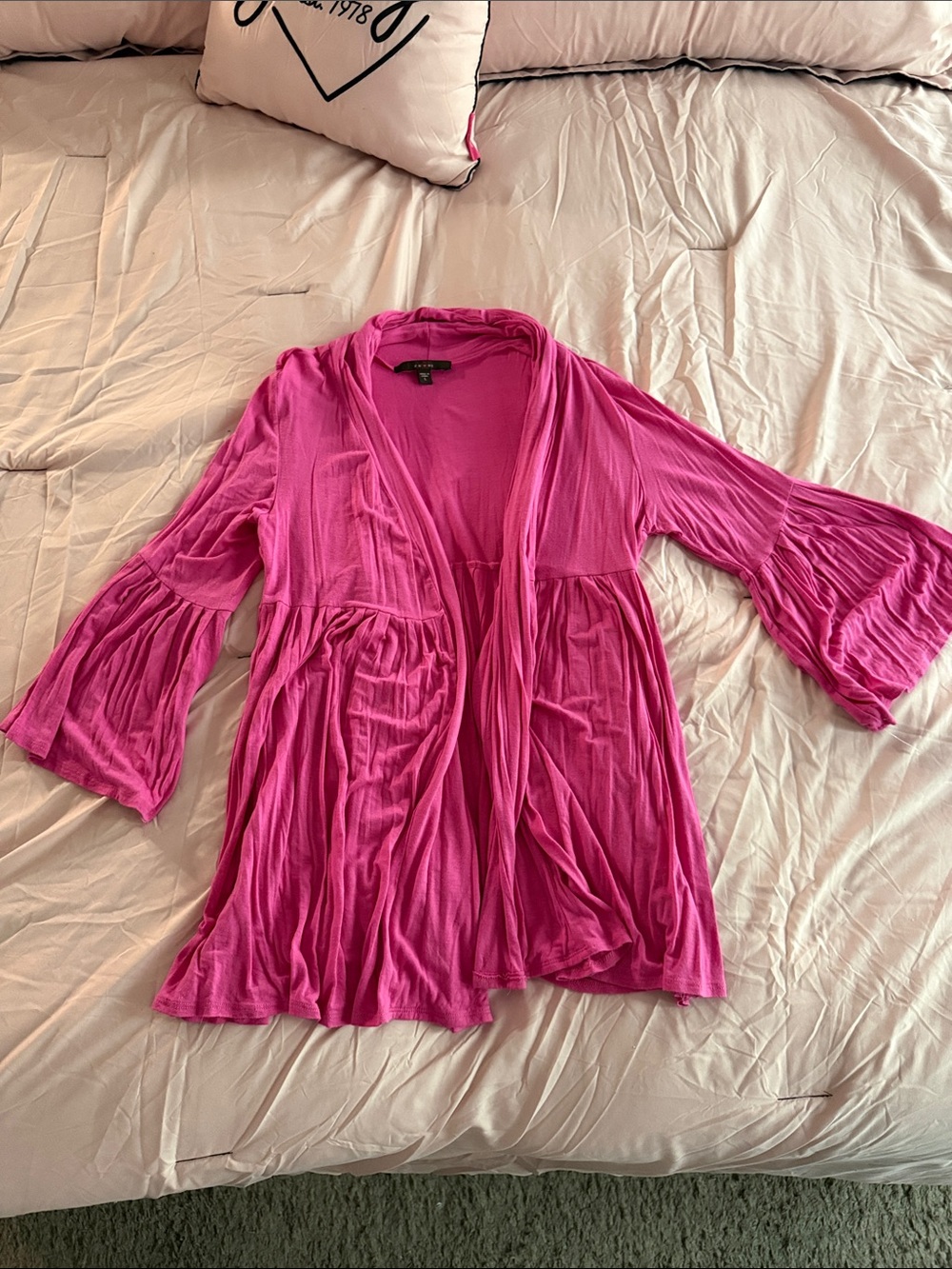 Fever Bright Pink Open-Front Bell Sleeve Robe